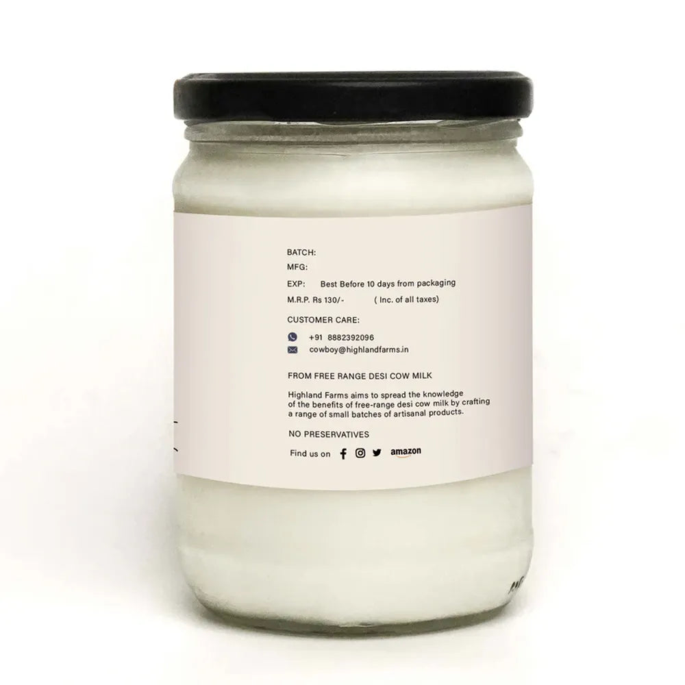 Highland Farms A2 low fat yogurt packaging showing no preservatives and free range milk details